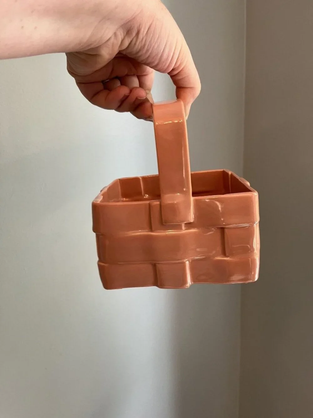 Vintage Ceramic Basket Planter Glossy Peach Finish With Woven Pattern